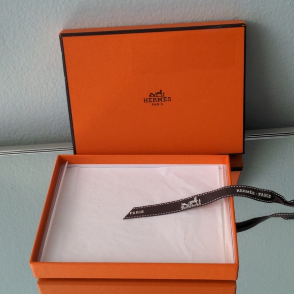 Hermes small box + ribbon+ original shipping box
